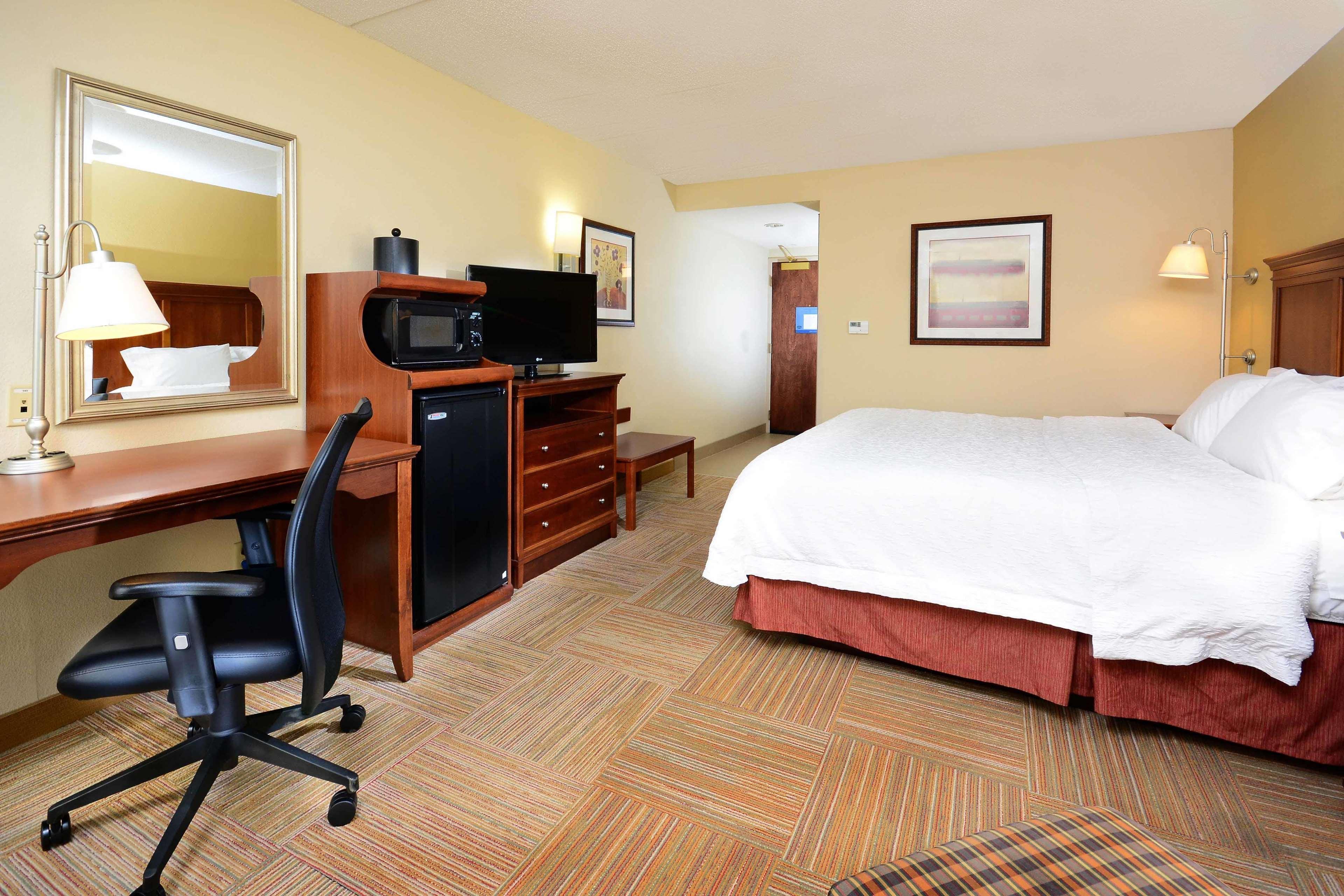 Hampton Inn Raleigh-Capital Boulevard North Exterior foto