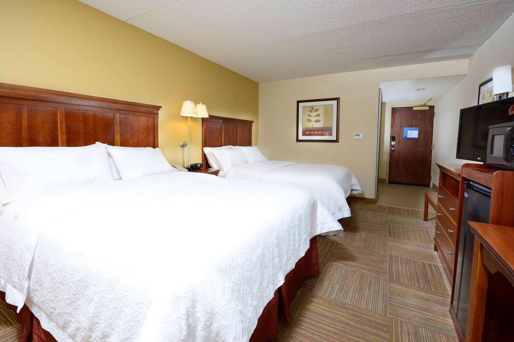 Hampton Inn Raleigh-Capital Boulevard North Exterior foto