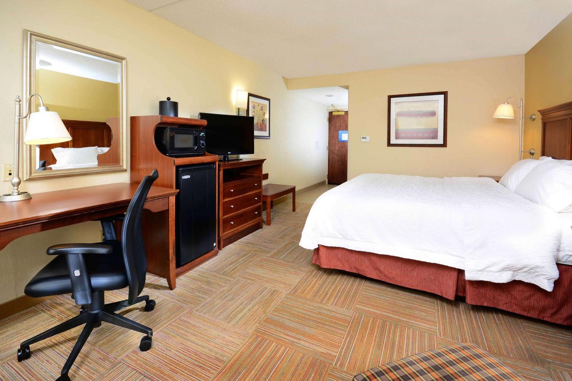 Hampton Inn Raleigh-Capital Boulevard North Exterior foto