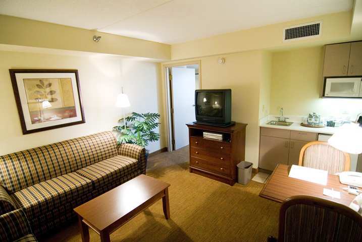 Hampton Inn Raleigh-Capital Boulevard North Zimmer foto